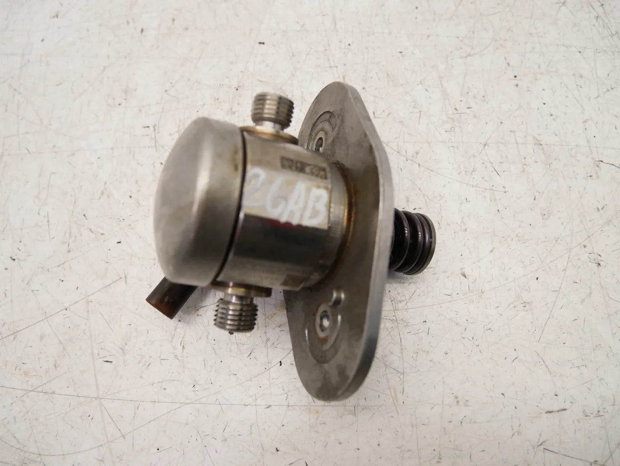 Bomba de combustible BMW X3 M F97 3.0 gasolina S58B30A S58 8631642