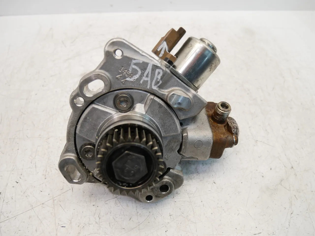 Bomba de alta presión Ford Mondeo MK5 2.0 TDCi T7CN 9674984480