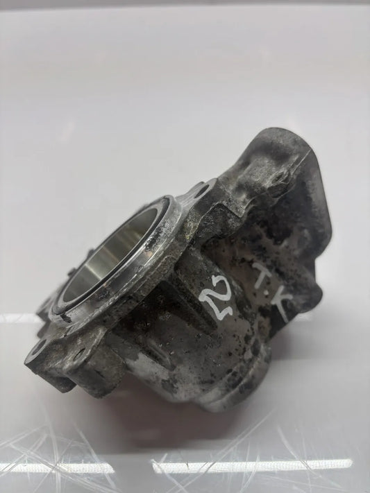 Carcasa de la bomba de combustible Mercedes-Benz 3.5 M276.957 M276 276.957 A2760700430