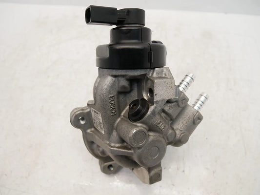 Bomba de alta presión Audi A6 C8 A7 Q5 2.0 TDI DFBA DFB 05L130755 0445010790
