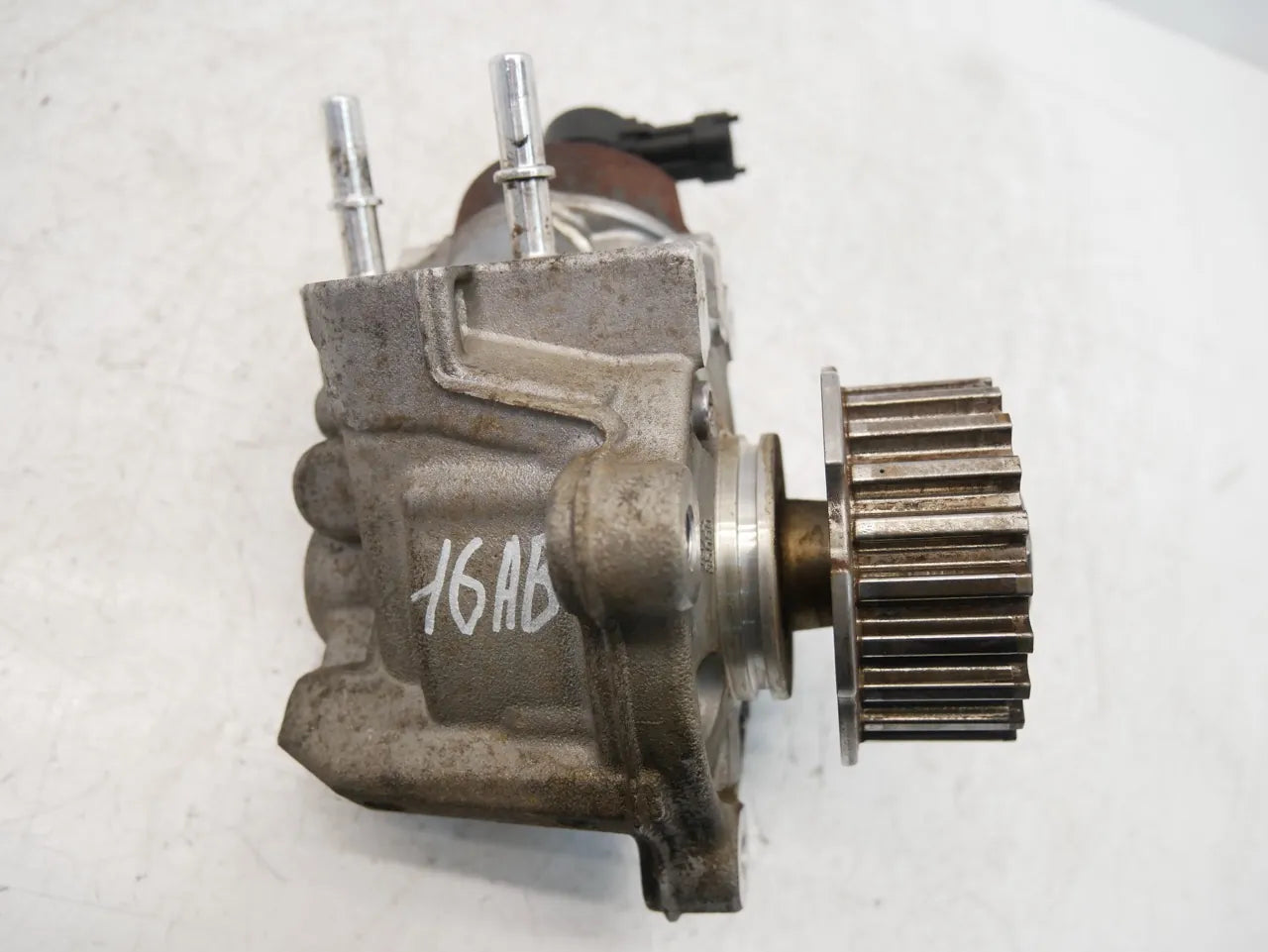 Bomba de alta presión Opel Grandland 1.5 D D15DTH DV5RC YH01 9817903080 0445010761