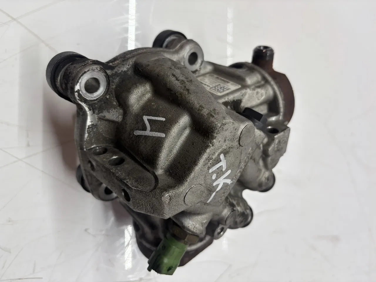 Bomba de alta presión Volvo XC60 2.4 D5 AWD D5244T15 31372081