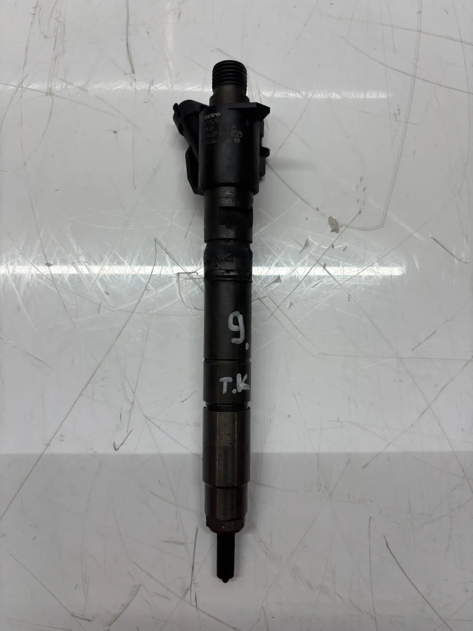 Inyector Volvo XC60 2.4 D5 AWD D5244T15 31272690