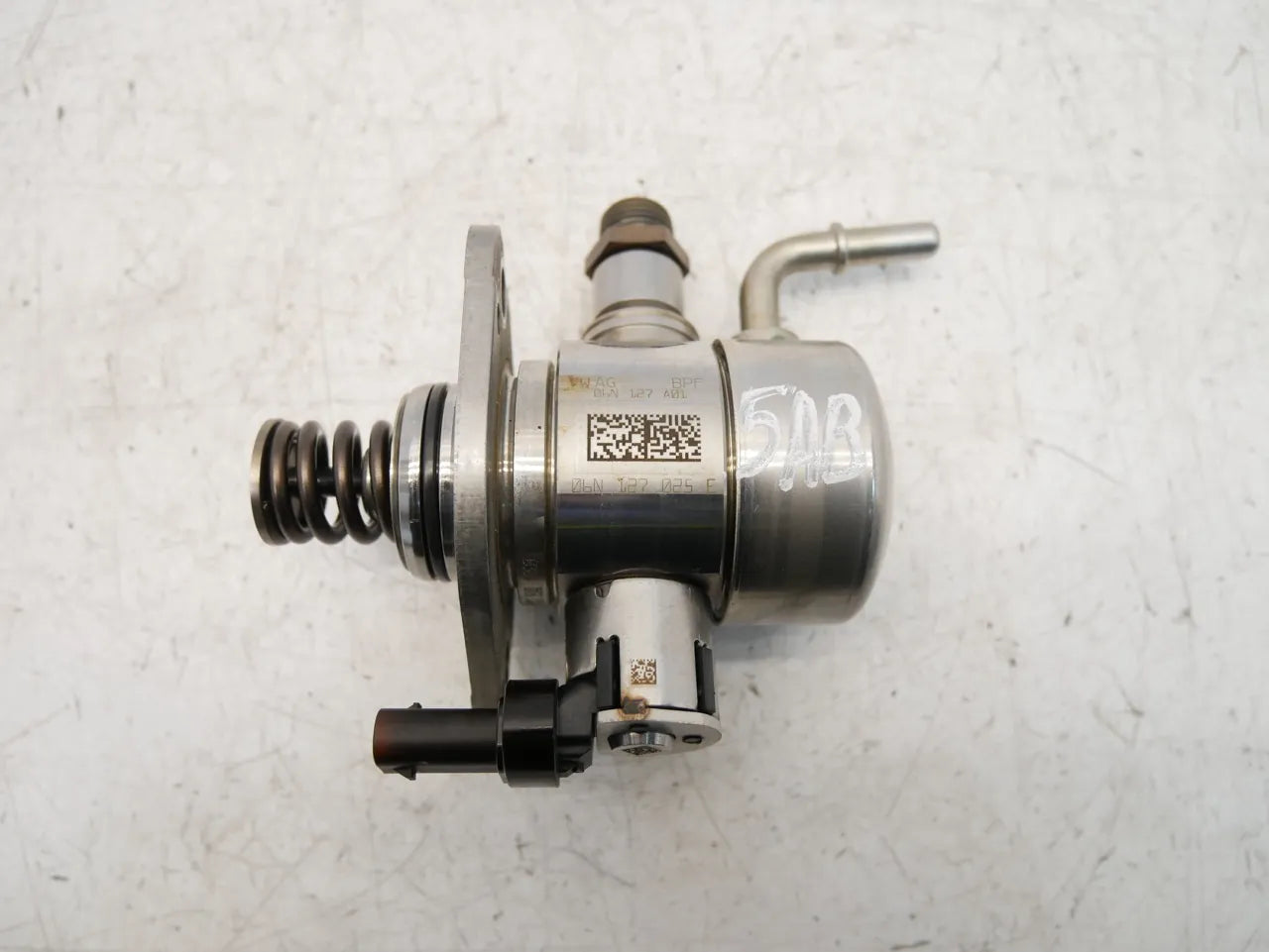 Bomba de combustible Volkswagen Audi Cupra Skoda T-Roc 2.0 TSI TFSI DNNA DNN 06N127025E