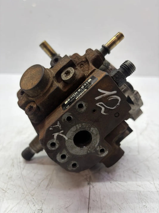 Bomba de alta presión Citroen Berlingo B9 1.6 HDI 9HX DV6ATED4 9683703780