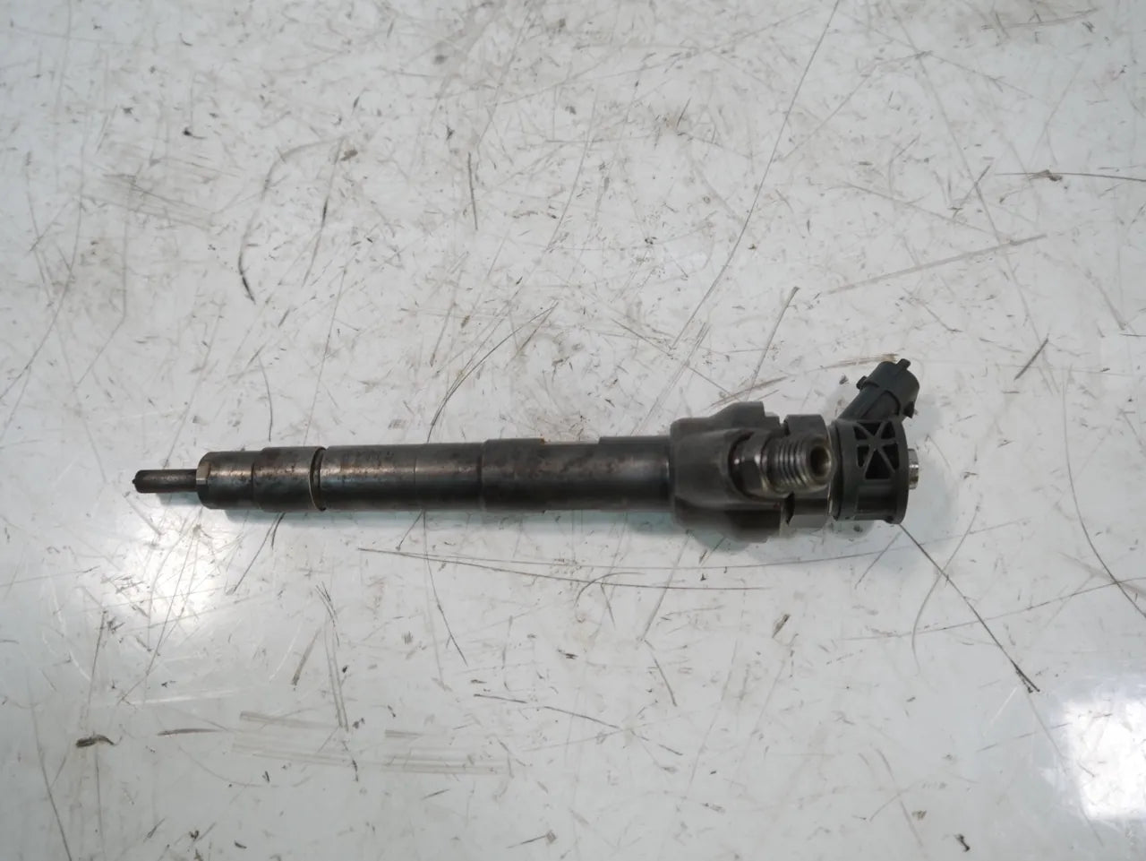 Inyector Jaguar XE X760 2,0 D 204DTH AJ20D4 G4D3-9K546-AA