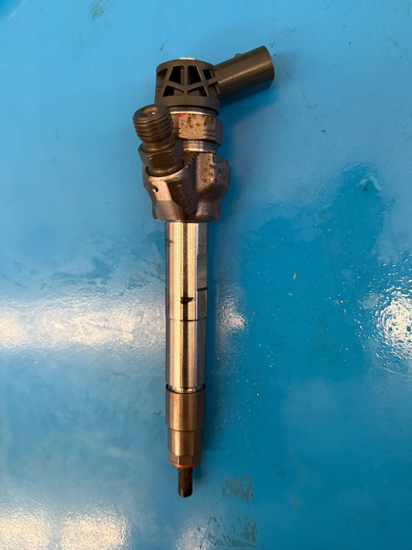 Inyector BMW Serie 2 B47D20A 2.0 Diesel 8514148